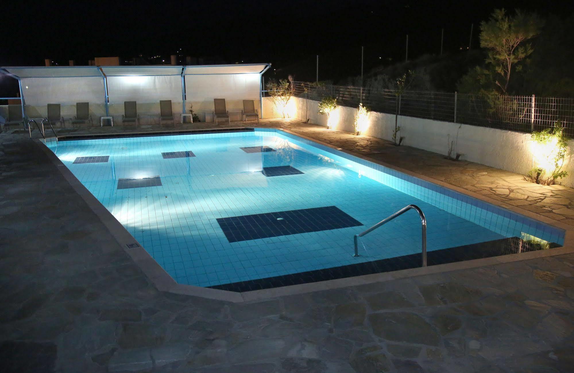 Hotel Sea Breeze ซิเตีย ภายนอก รูปภาพ